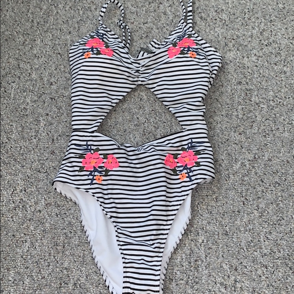 NEW! Hollister One Piece Embroidered Swim Suit